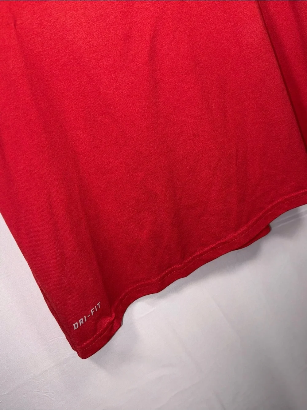 Nike Dri Fit NFL Red Kansas City Chiefs V-Neck Football Short Sleeve Shirt XL